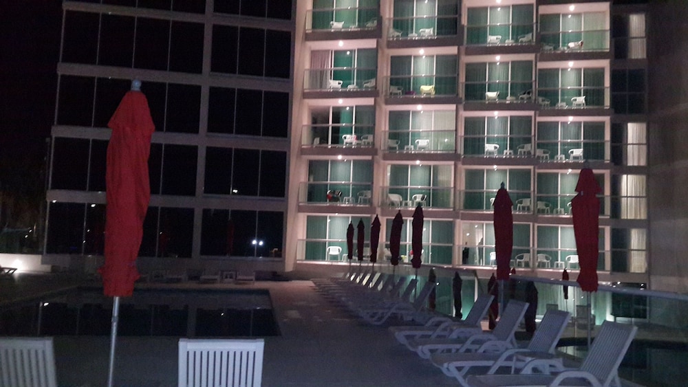 We Hotel Acapulco 1/57