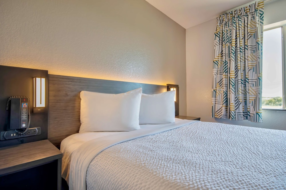 Motel6 Harlingen, TX 32/52