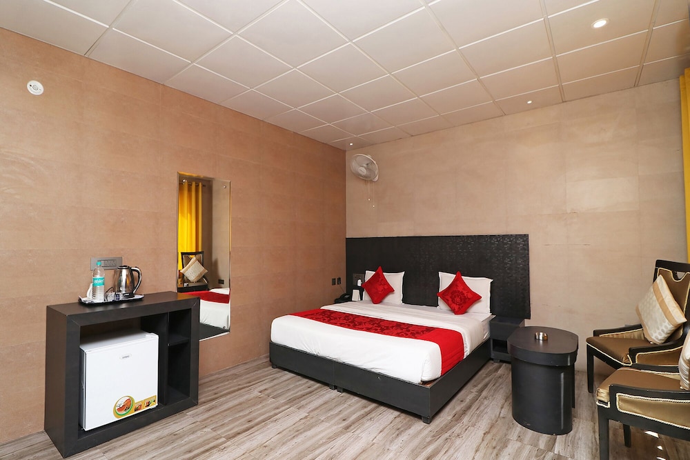 Ace Prime Hotel 30/50