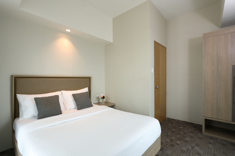 Executive Two Bedroom Suite