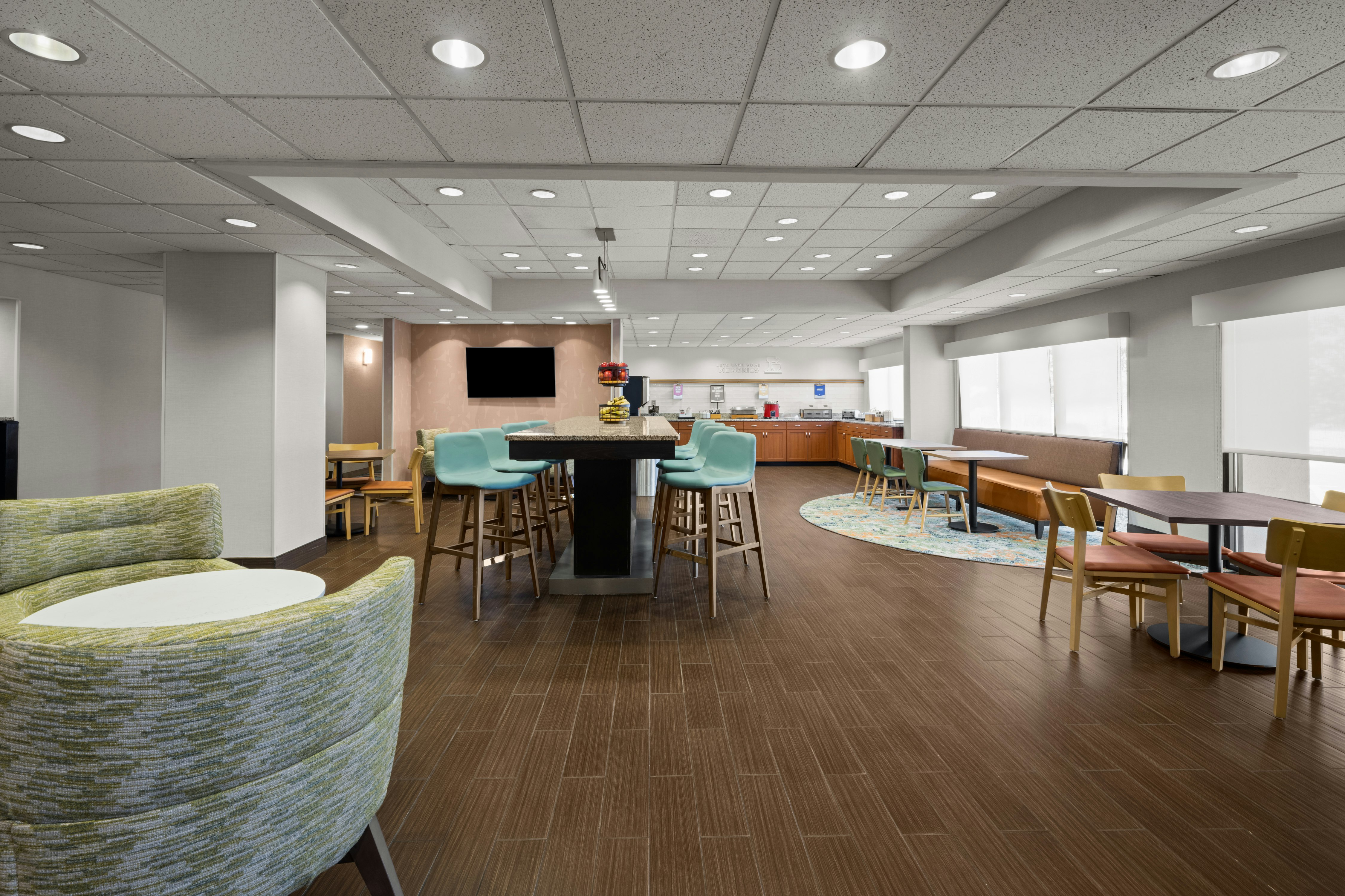 Hampton Inn Winfield/Teays Valley 28/43
