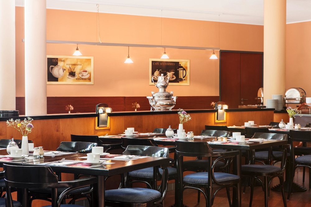 Intercityhotel Magdeburg 36/58