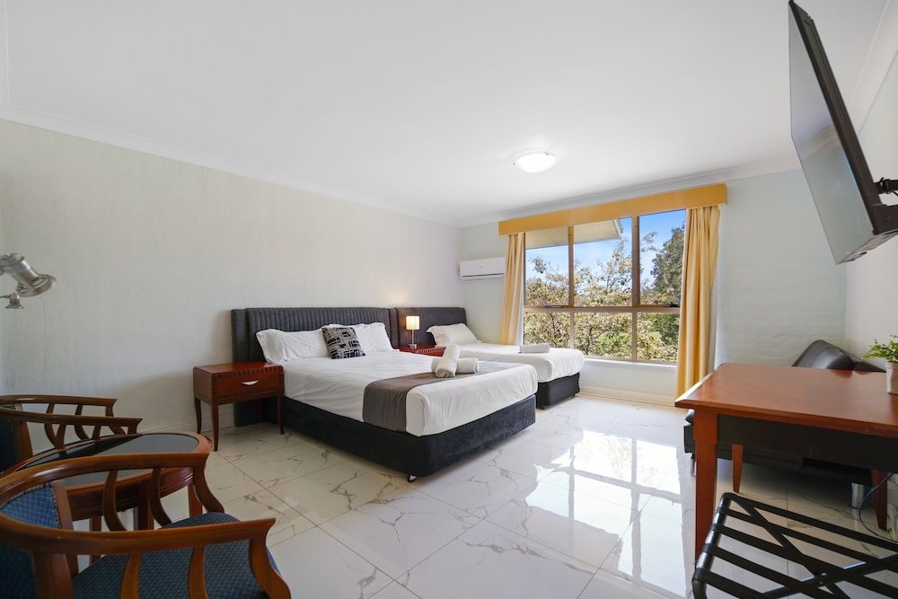 Golf Place Inn 11/50