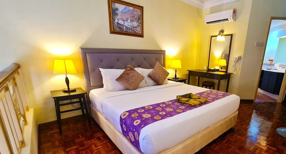 1 Bedroom, Splash, Duplex, Suite, King Bed, Water Park View