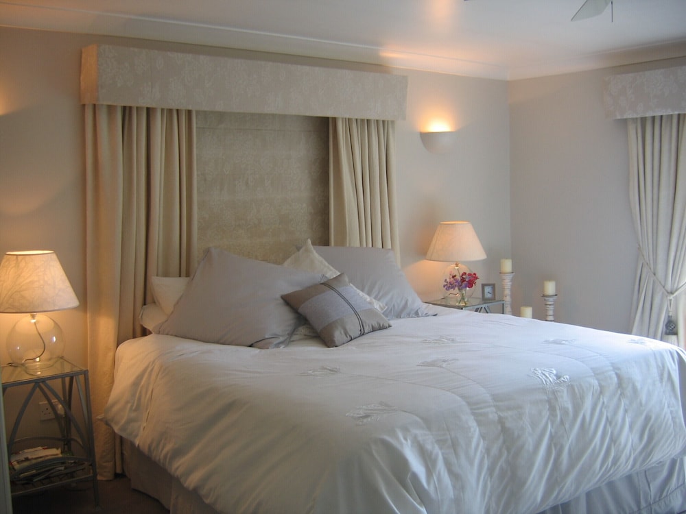 Garden, Luxury, King Bed