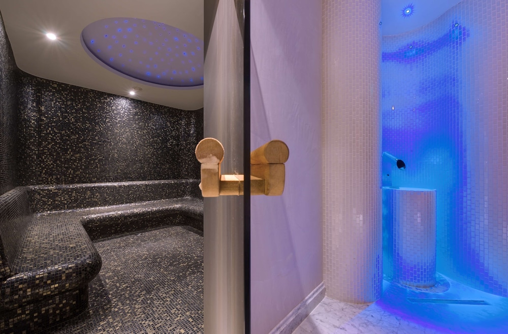 Radisson Blu Hotel Istanbul Ottomare 41/77