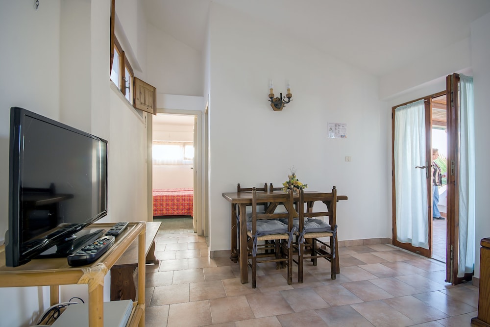 Le Roccette Mare Beach Hotel & Restaurant 17/35