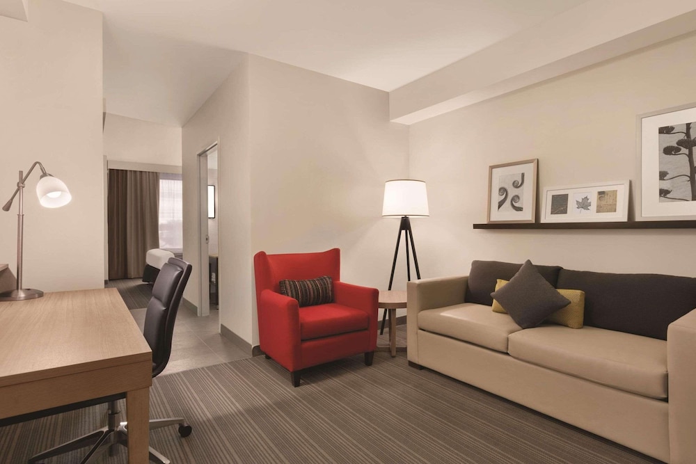 Country Inn and Suites By Radisson Belleville ON 33/49