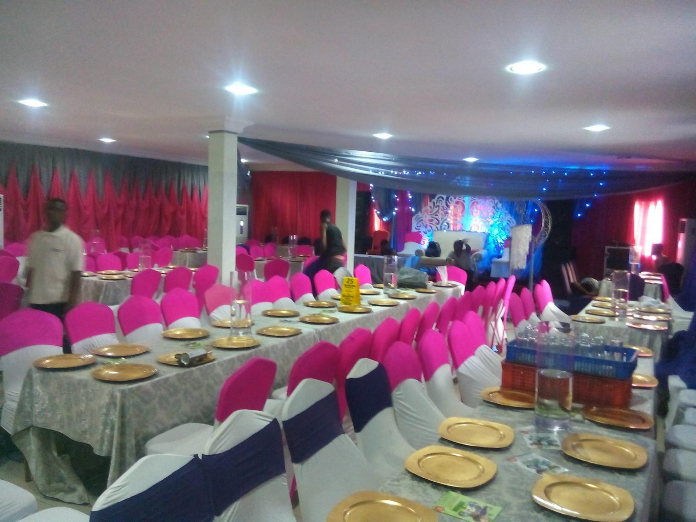 Newcastle Hotel Lekki 23/29
