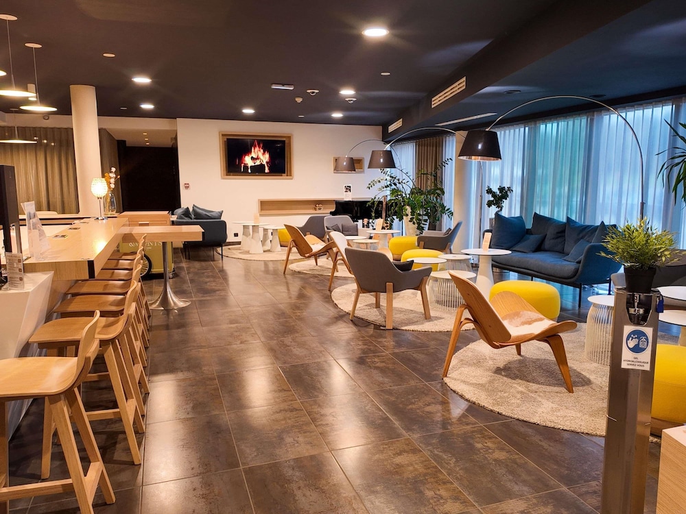 Kyriad Nantes Ouest Saint Herblain Zenith 23/44