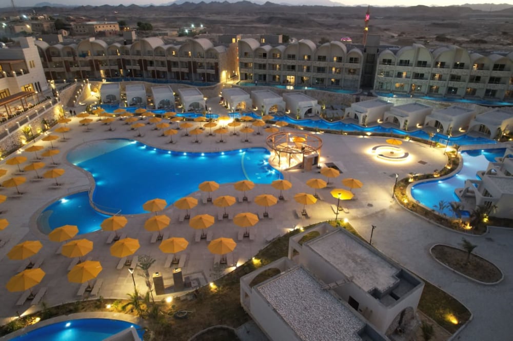 Utopia Blue Resort in QUSEIR