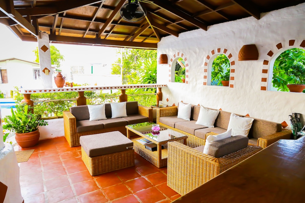 Steps Garden Resort 48/71