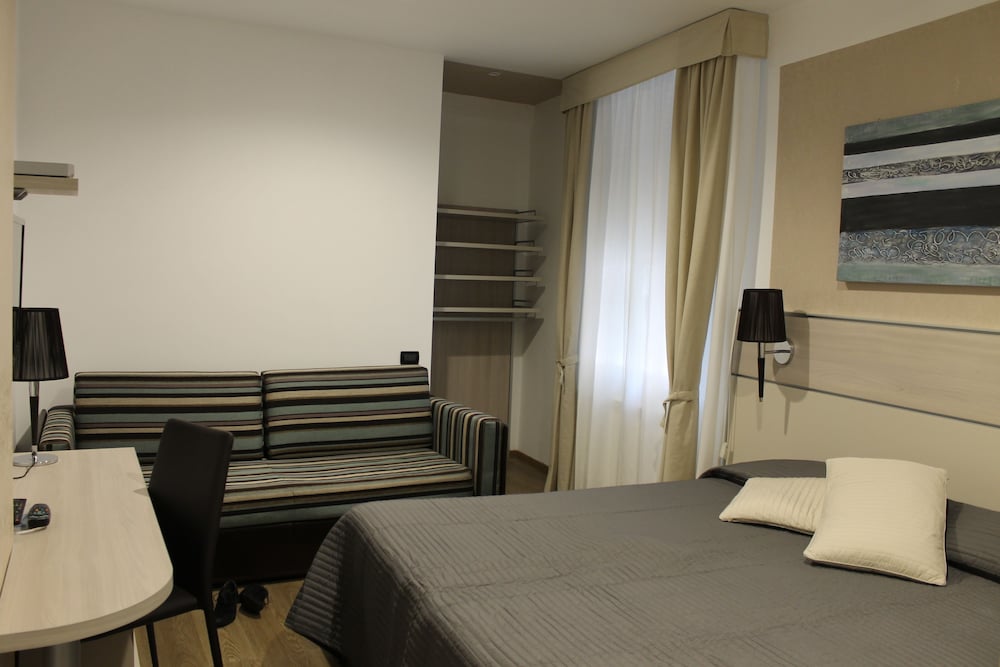 Hotel Coccodrillo 16/68