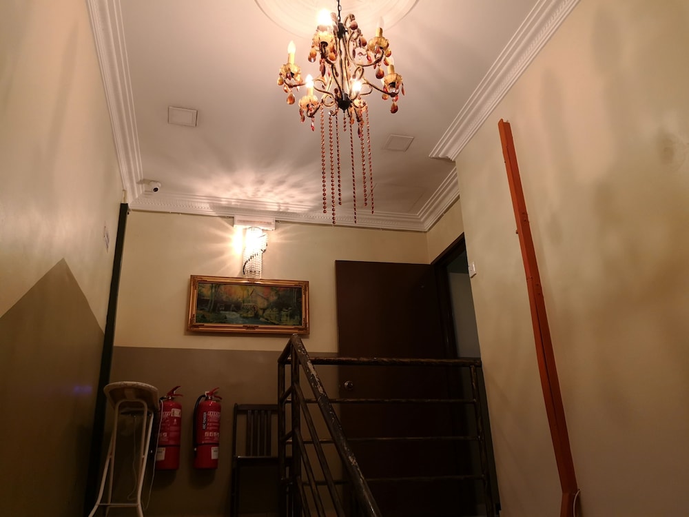 Kristal Inn Hotel 39/55