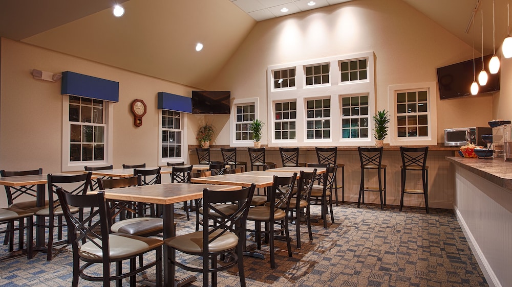 Best Western Plus Cold Spring 40/46