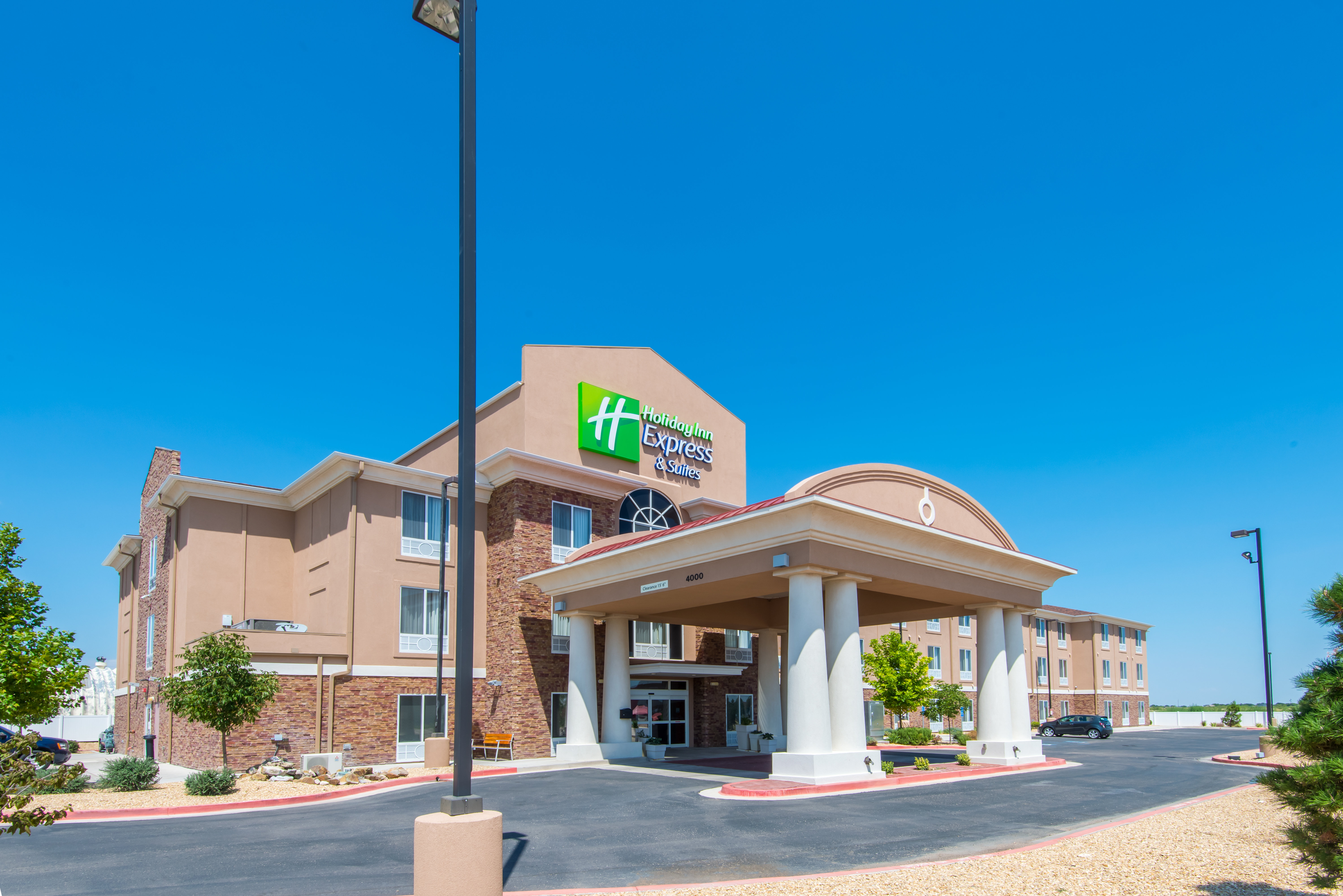 HOLIDAY INN EXPRESS HOTEL &amp; SUITES HOBBS 23/23