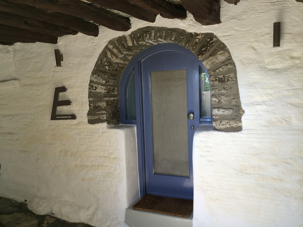 Tinos E Houses 6/50