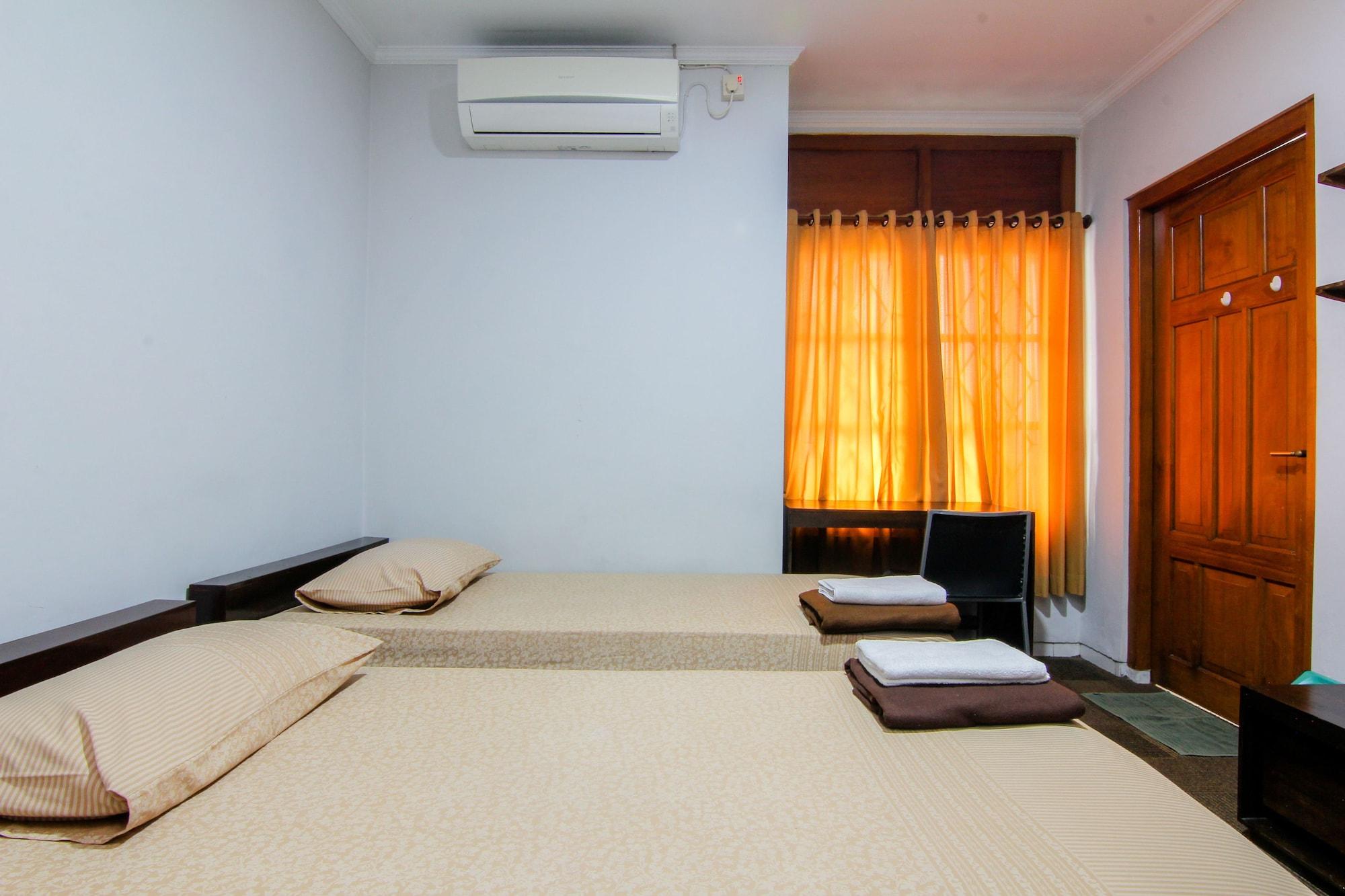 Embe Enem Homestay by ZUZU 13/39