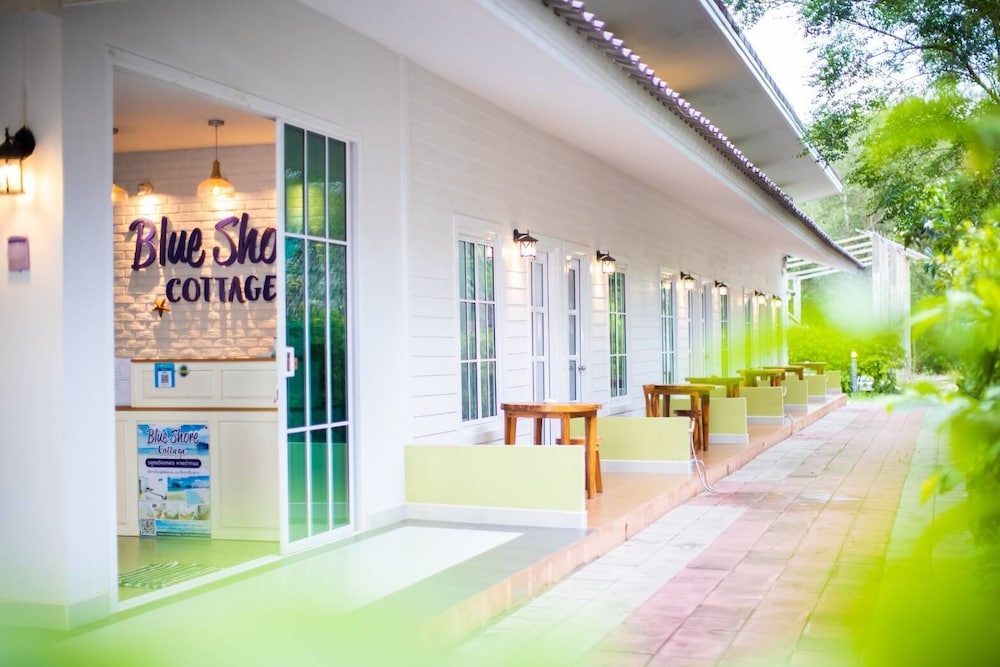 Blue Shore Cottage 2/51