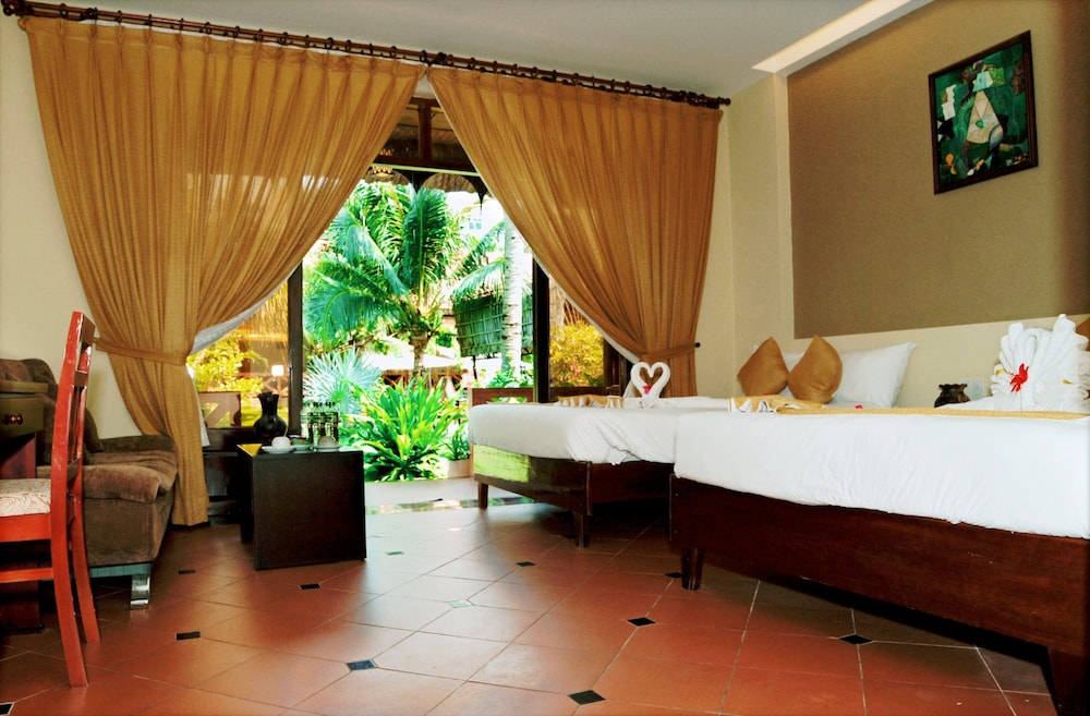 Thai Hoa Resort 11/75