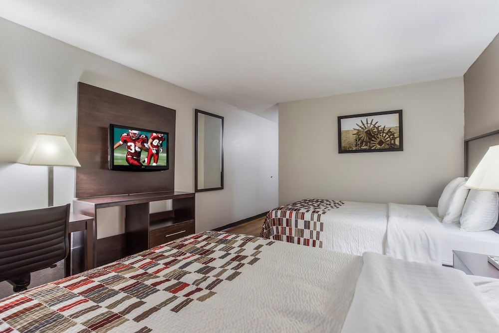 Red Roof Inn Meridian 13/35