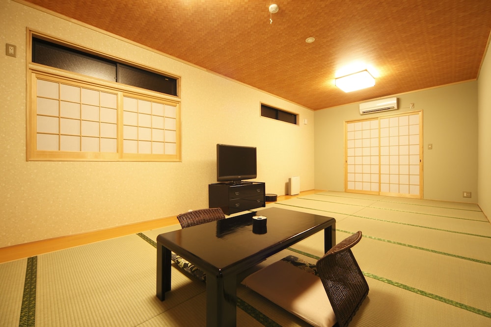 Beppu Kaizan (ex Hotel Zenshitsu Rotentsuki Hanare No Yado Beppu Yuya) 29/50