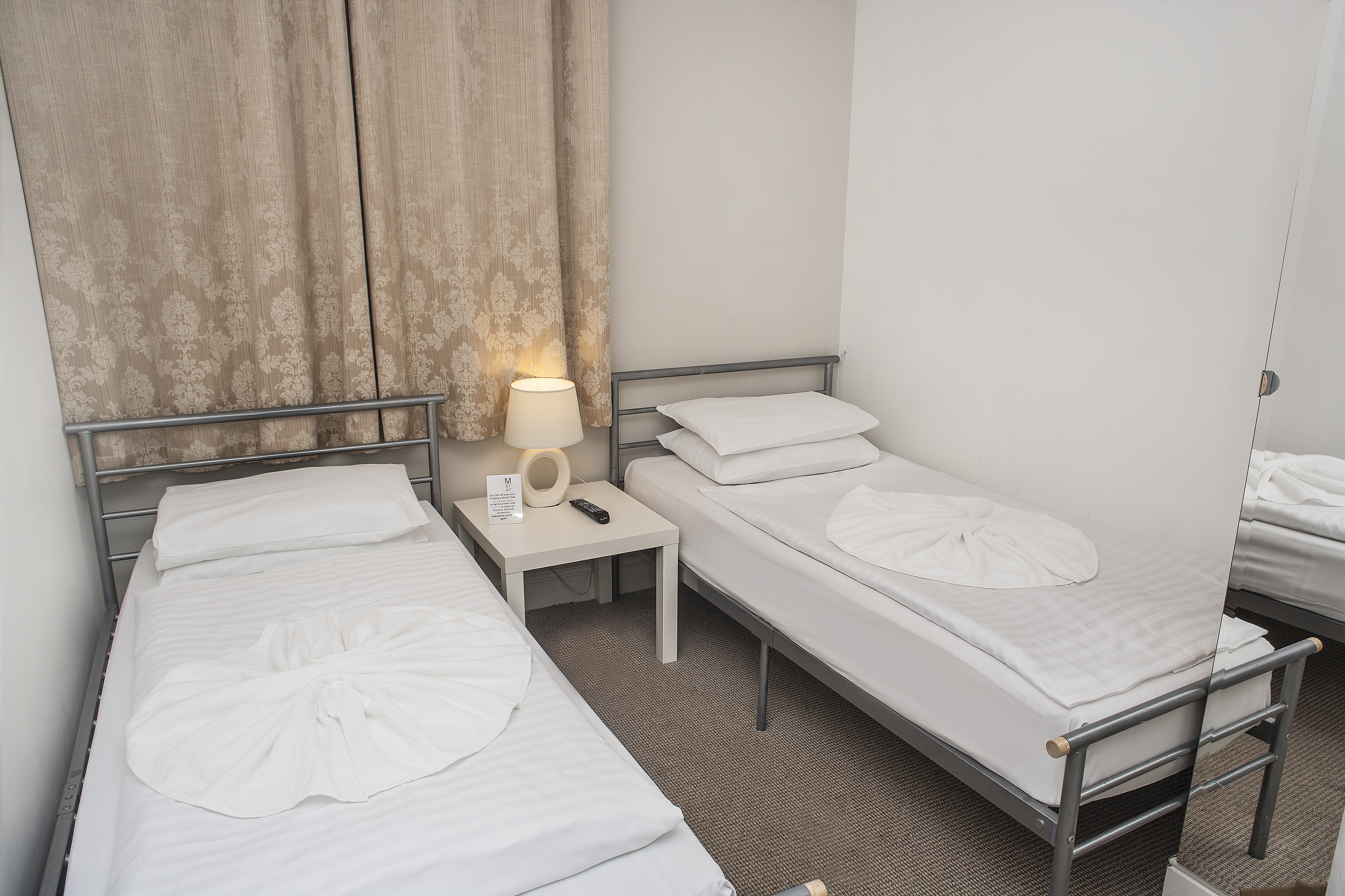 NOX HOTELS Hyde Park 10/52