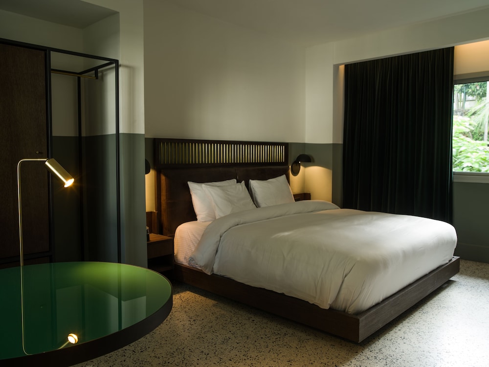 Lepic Villa Hotel 16/50