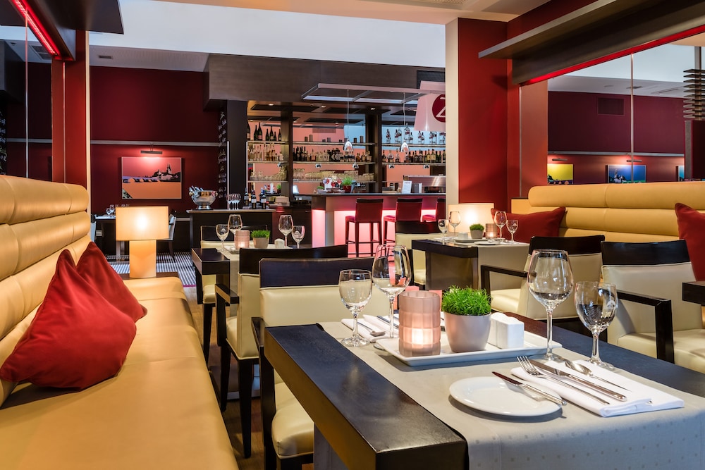 Novina Hotel Regensburg 55/66