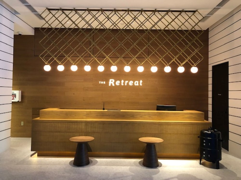 The Retreat 6/50