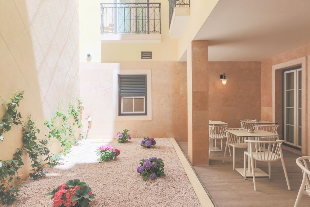 Mouraria Lisboa Hotel 40/44