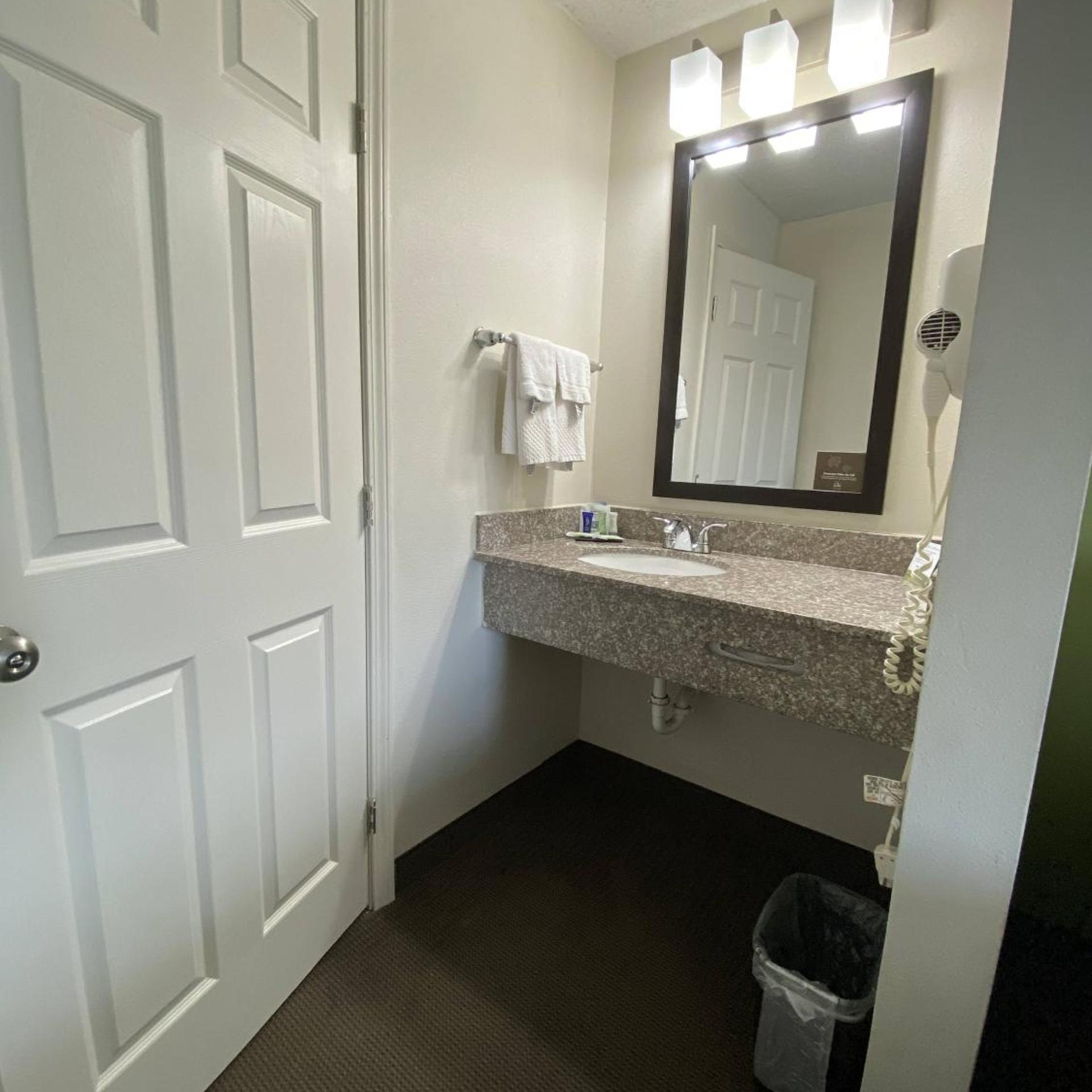 غرفة قياسية بسريرين مزدوجين، Sleep Inn Atlanta Airport 6/7