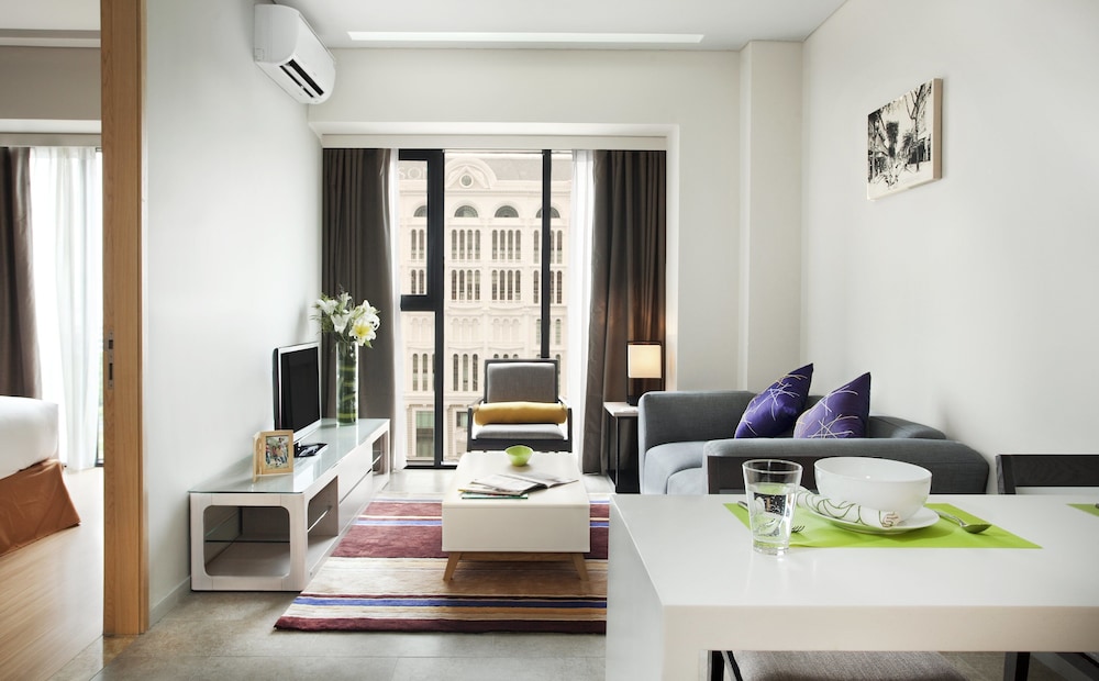 Novotel Living Saigon South 33/62