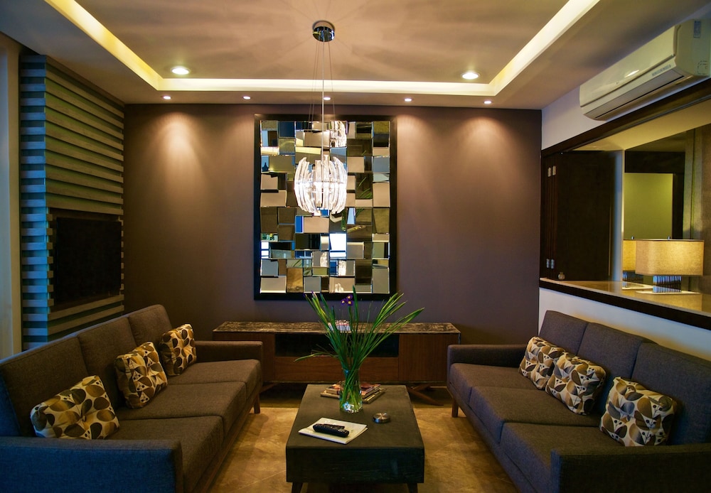 Signature by Pinnacle 51/72