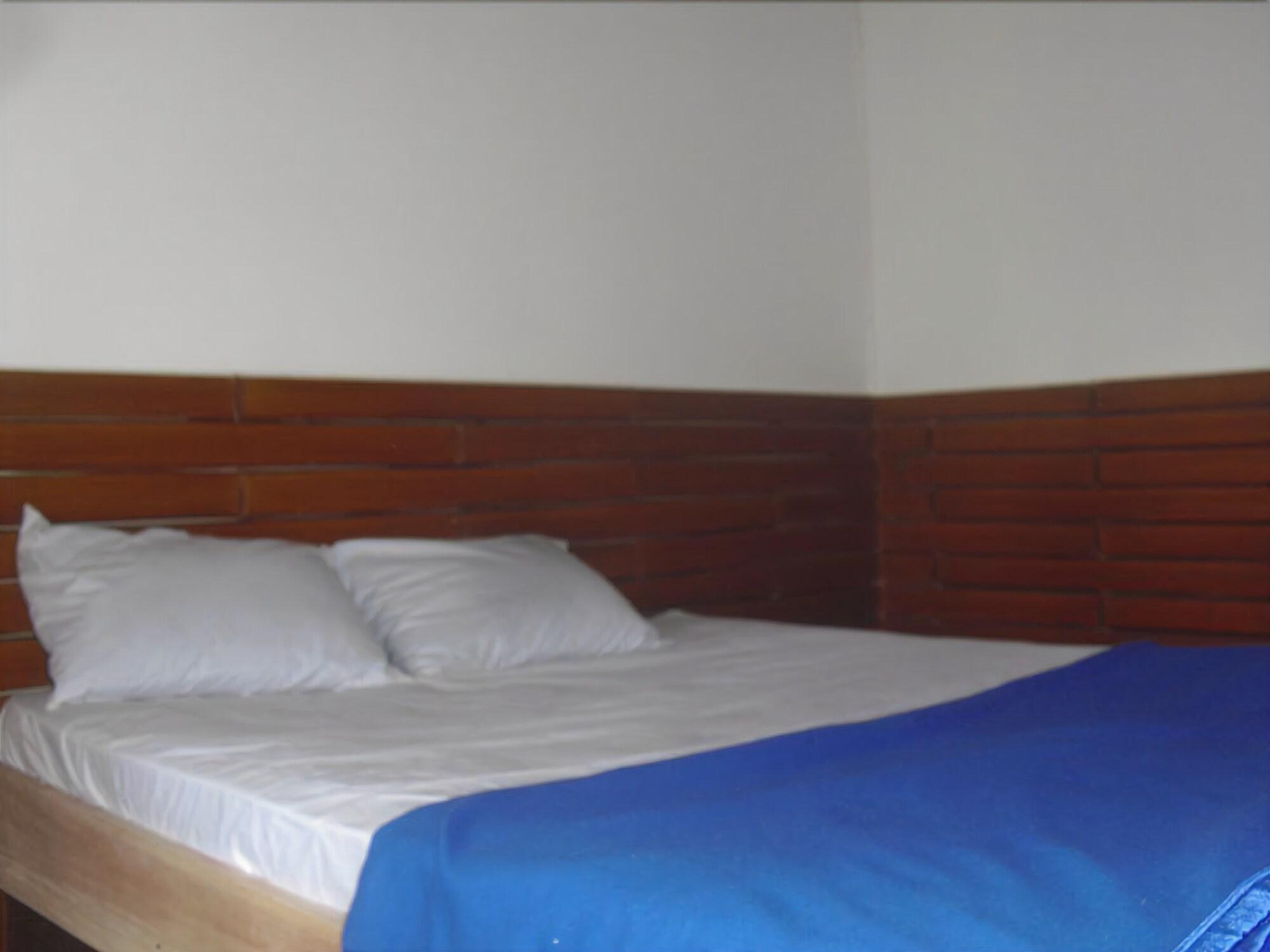 Mr.Din Rinjani Trails Hotel 5/13