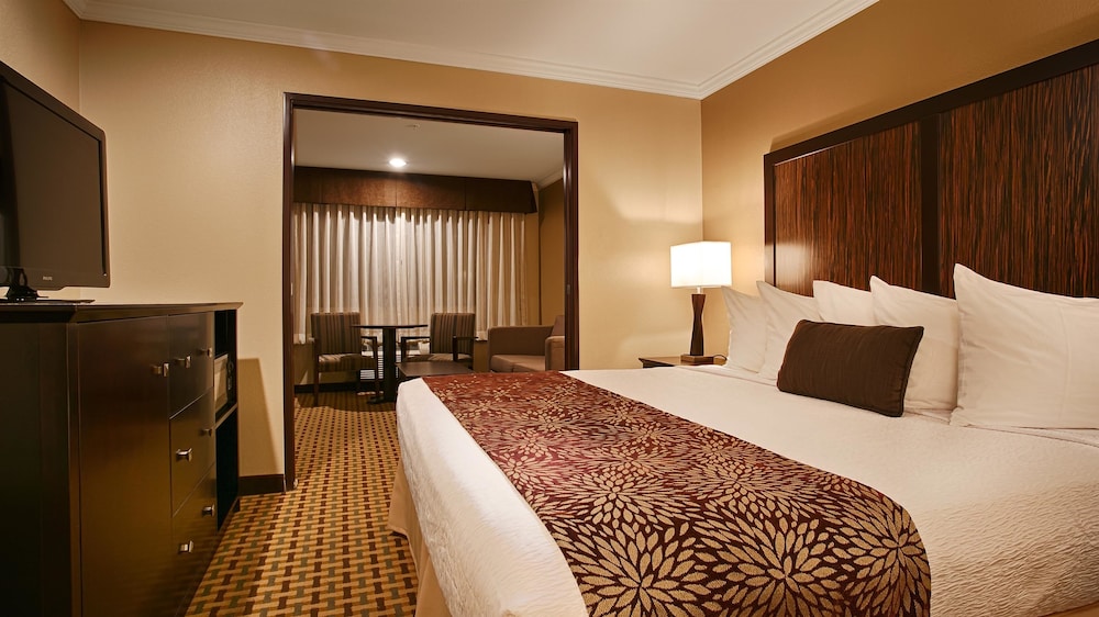 Best Western Plus Orchid Hotel & Suites 13/59