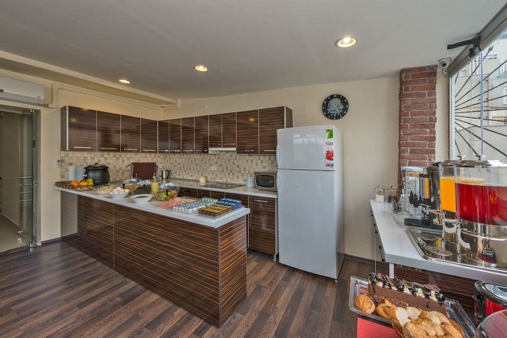 Invictum Residence 46/56