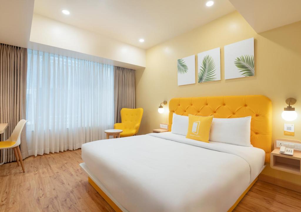 Bloom Hotel Dlf Road Gachibowli 11/17