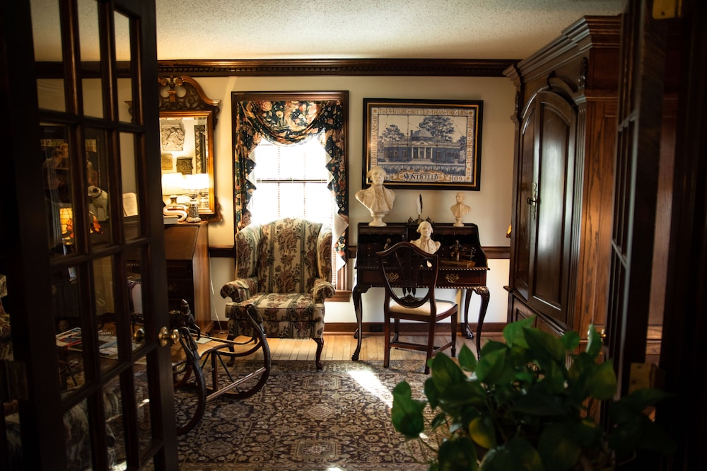 Williamsburg Sampler B & B 23/30