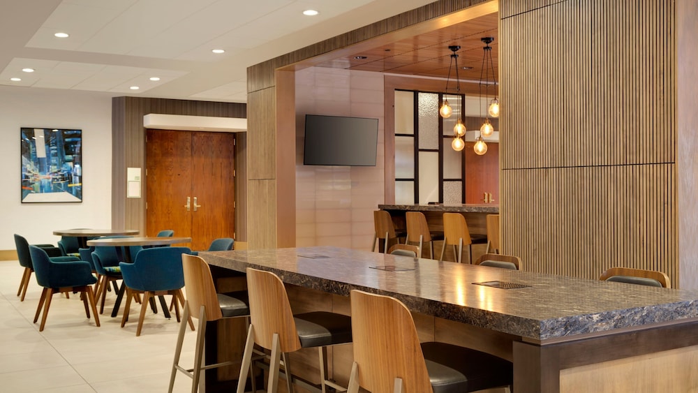 HOLIDAY INN SAN JOSE - SILICON VALLEY 54/67