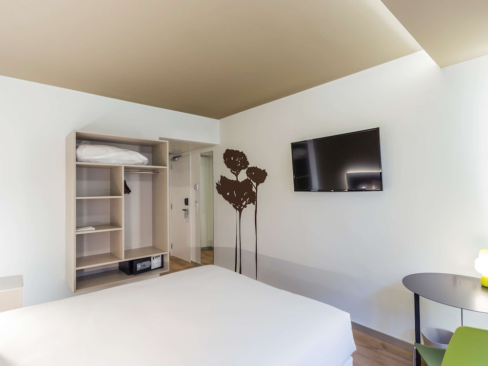 Ibis Styles Lisboa Centro Marques de Pombal 16/73