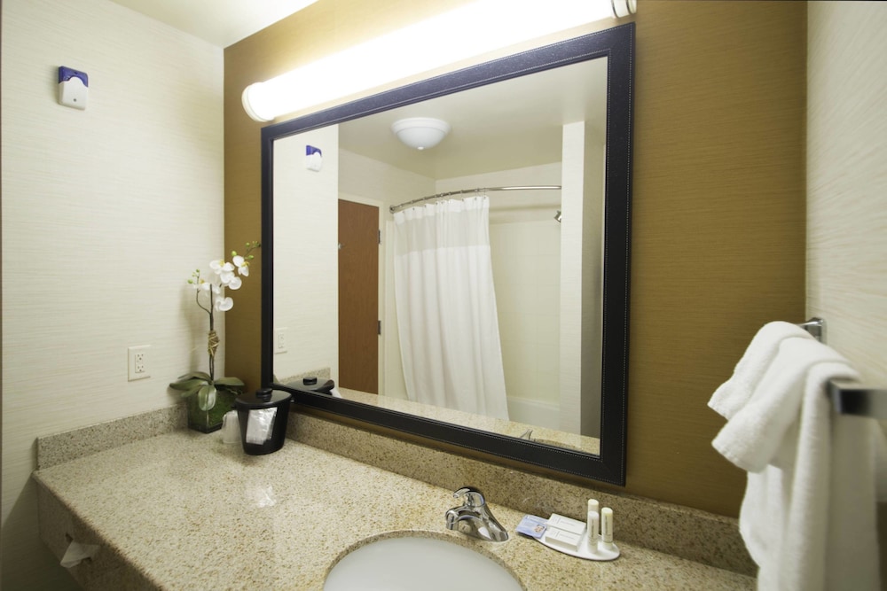 Fairfield Inn And Suites By Marriott Burley 16/31