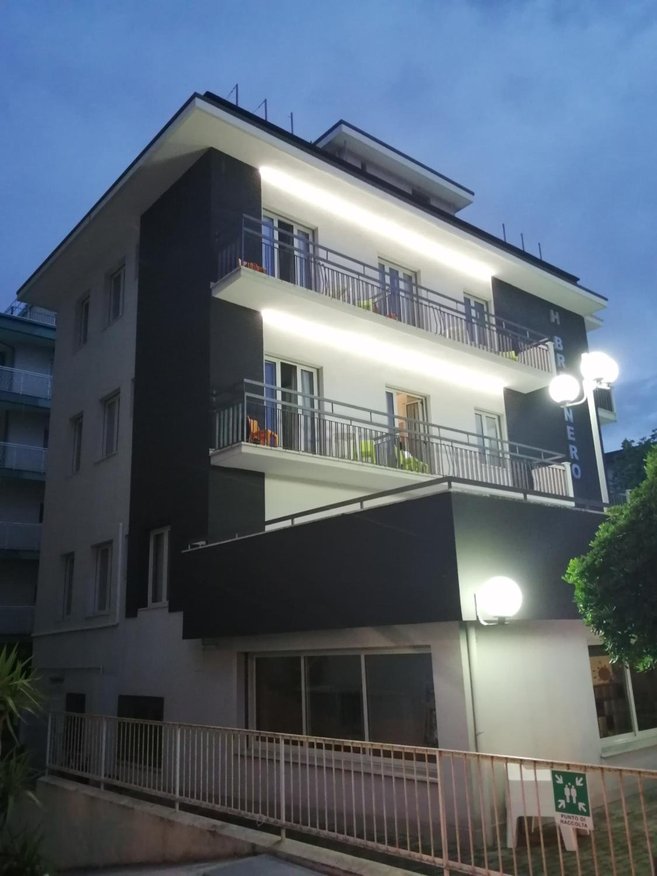 Hotel Brennero 3/45