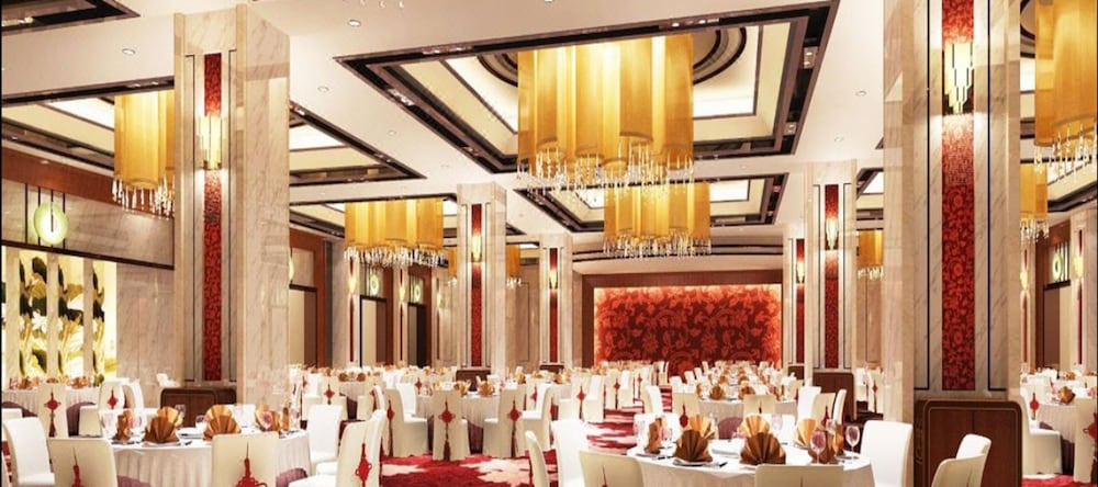 Avant-Garde Hotel 22/50