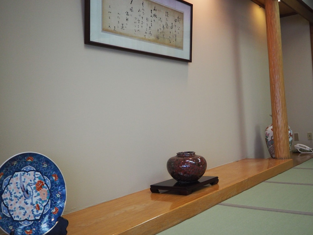 KUSATSU ONSEN OSAKAYA 20/65