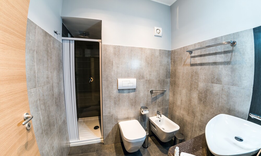 Ariston Suite 11/69