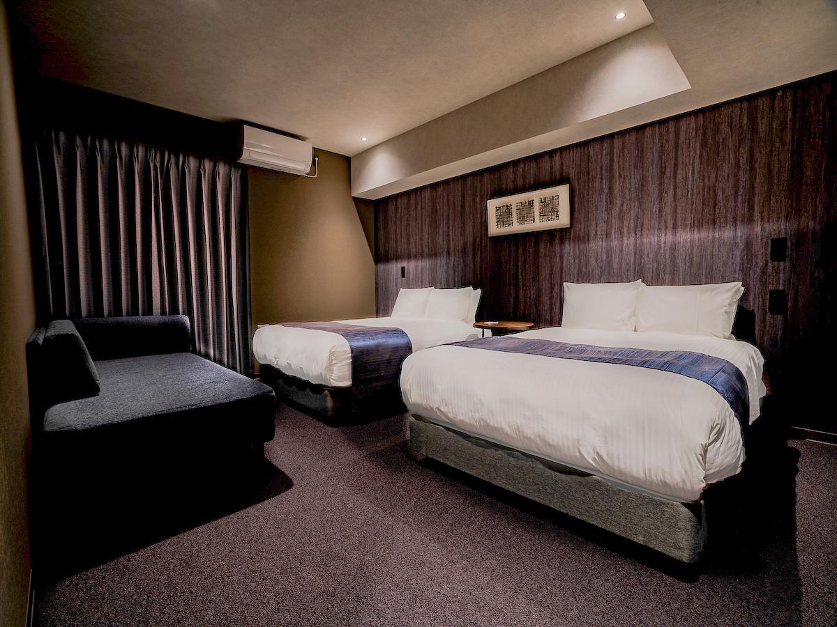 Spa, Suite, Twin Beds