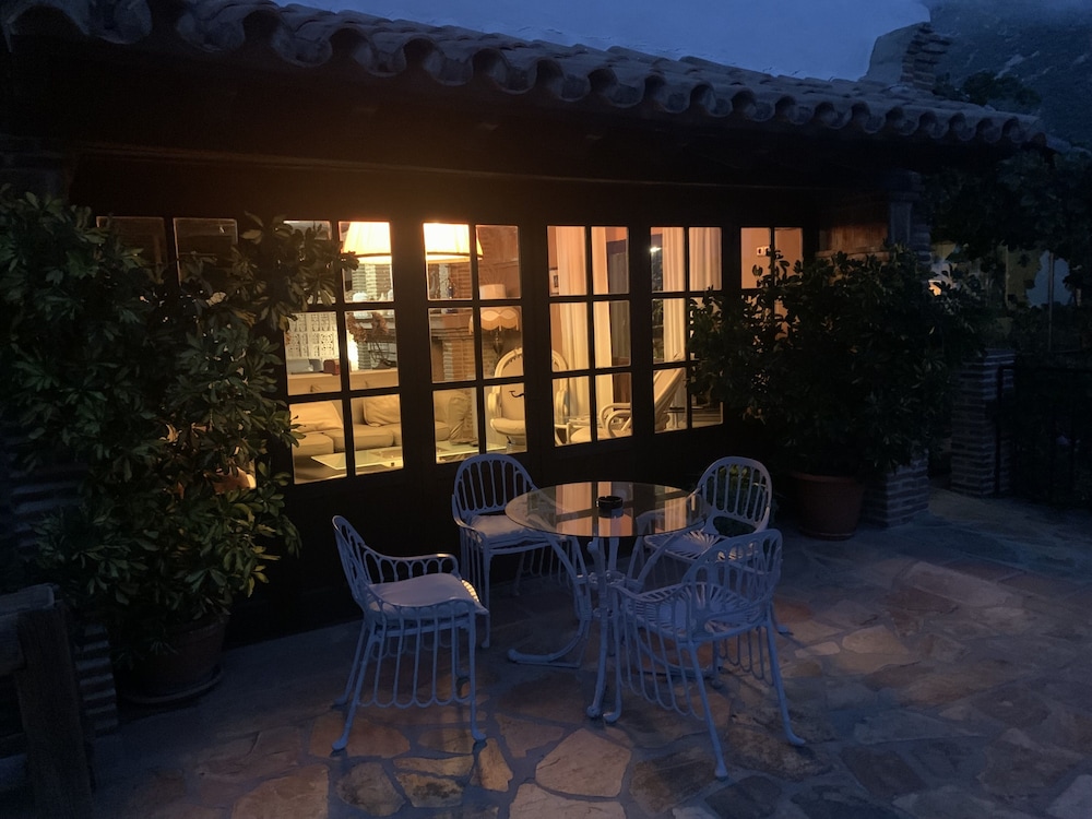 Los Jarales Hotel 39/73