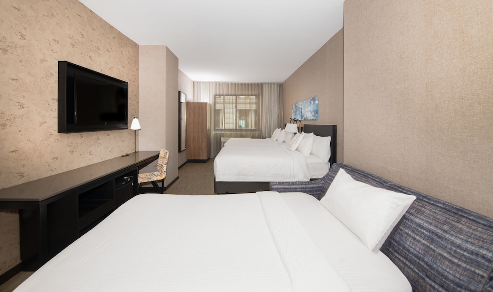 Courtyard by Marriott New York World Trade Center Area 12/49