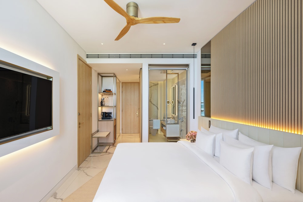 Collection, King Bed, Garden or Pool View